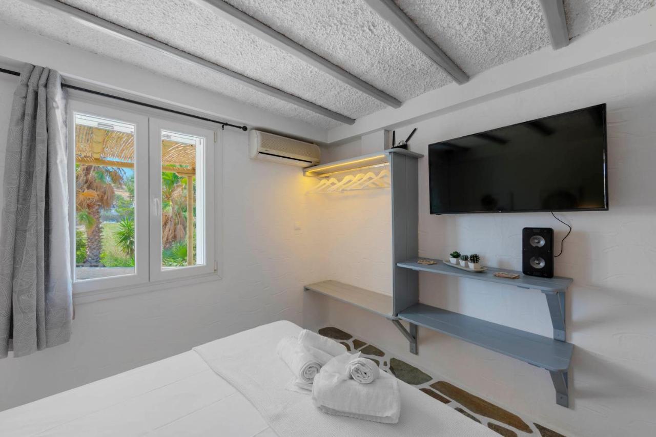 Endless Blue From Syros - Megas Gialos Resort - Suite 1 Exterior photo