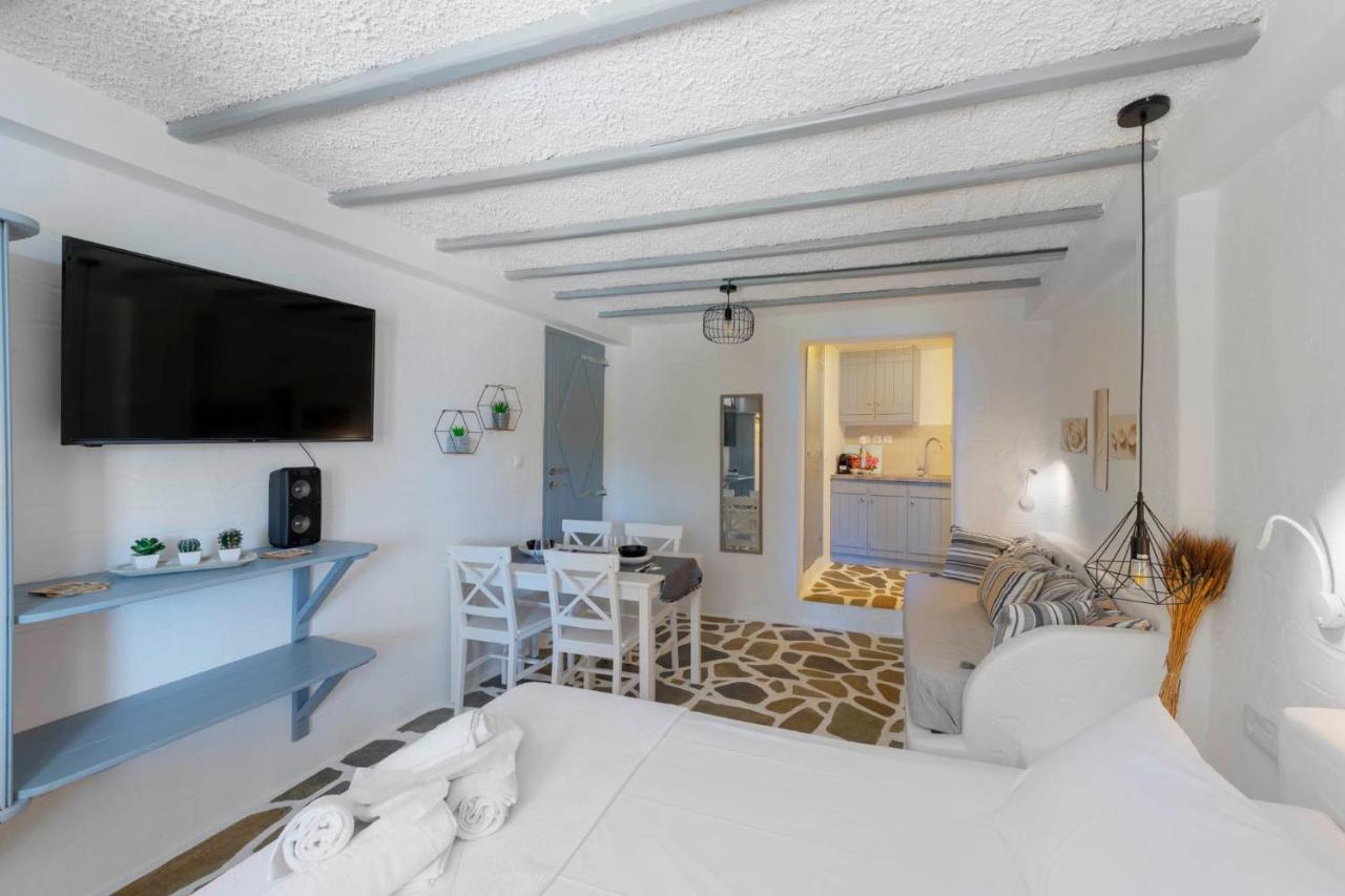 Endless Blue From Syros - Megas Gialos Resort - Suite 1 Exterior photo